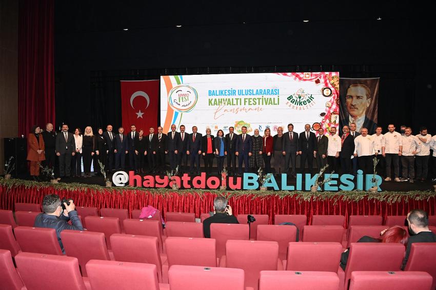 LEZZET VE EĞLENCE DOLU BALIKESIR ULUSLARARASI KAHVALTI FESTIVALI