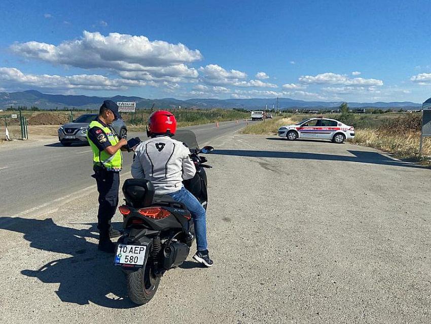 MOTOSIKLET VE MOTORLU BISIKLET DENETIMI YAPILDI