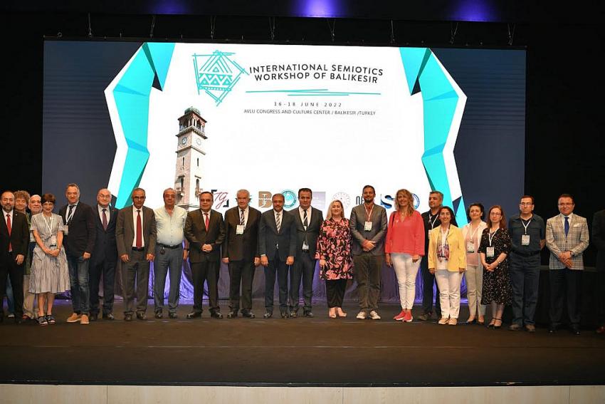 BALIKESIR GÖSTERGEBILIM ÇALIŞTAYINA EV SAHIPLIĞI YAPIYOR