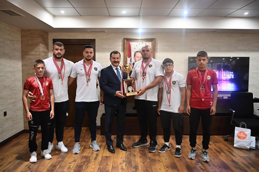 “ALTIN KEMER BALIKESIR’DEN DIŞARIYA ÇIKMAYACAK”