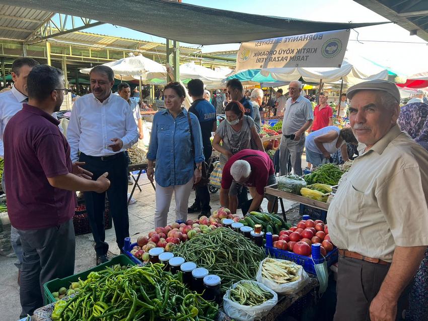 VALI ŞILDAK'TAN BURHANIYE PAZARINA ZIYARET