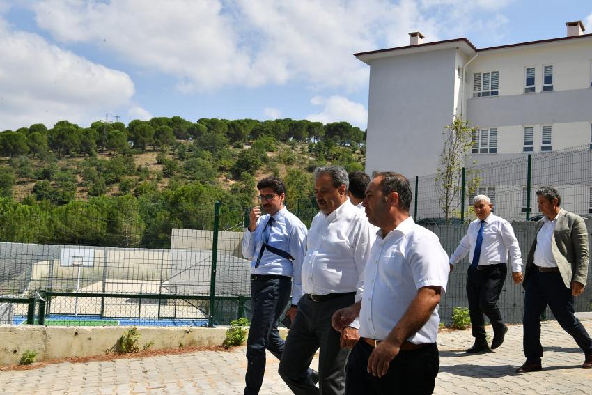 İLÇELER VALI ŞILDAK'IN YAKIN MARKAJINDA