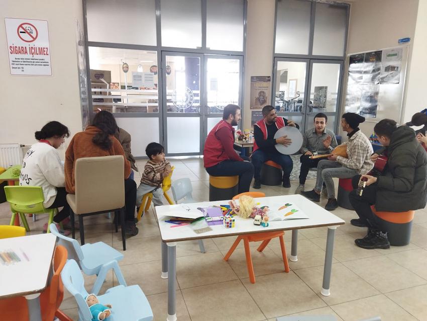 DEPREMZEDELER YURTLARDA MISAFIR EDILIYOR