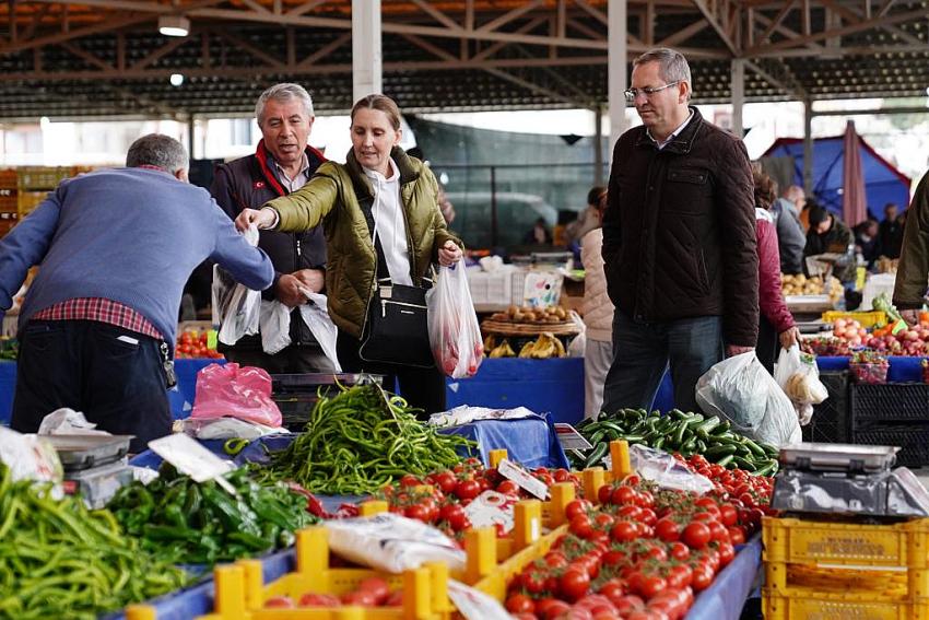 HEM ALIŞVERİŞ HEM SOHBET