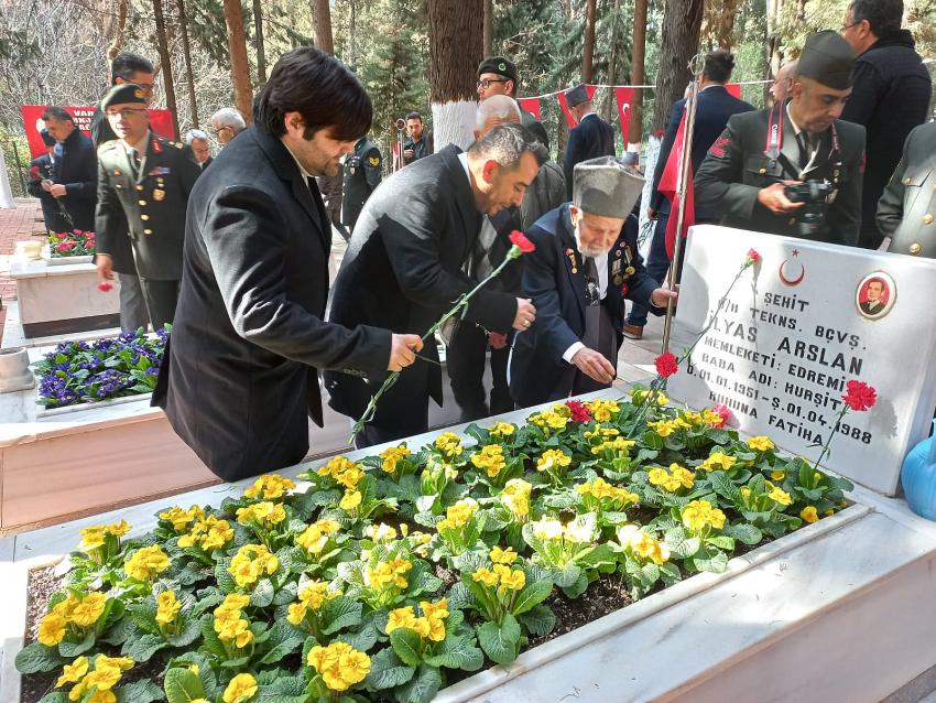 18 MART ŞEHITLERI ANMA GÜNÜ EDREMIT’TE YAPILDI