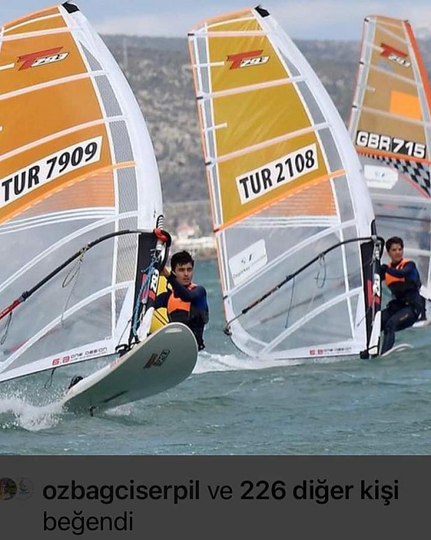 EREN OKAY TEKNO SÖRF'DE TÜRKIYE ÜÇÜNCÜSÜ OLDU