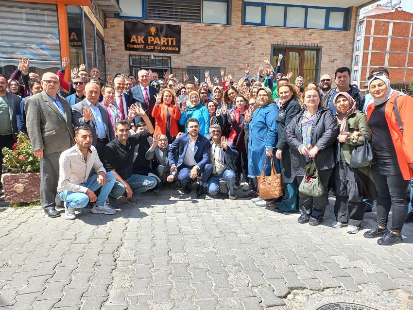 AK PARTILI MILLETVEKILI ADAYLARININ EDREMIT ÇIKARTMASI