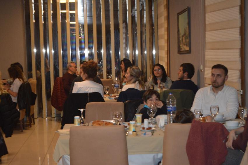 AYVALIK’TA EĞİTİM-BİR-SENDEN NEZİH İFTAR