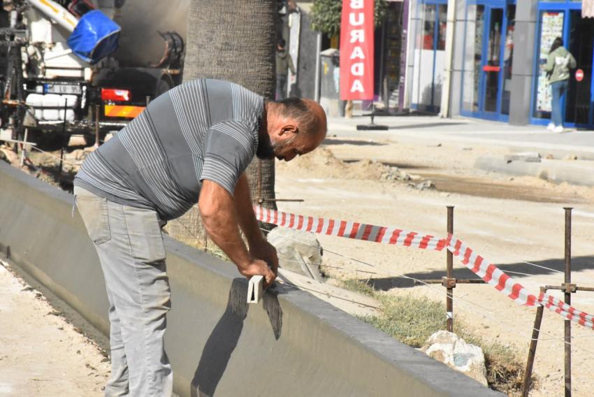 YILMAZ AKPINAR BULVARI YENILENIYOR