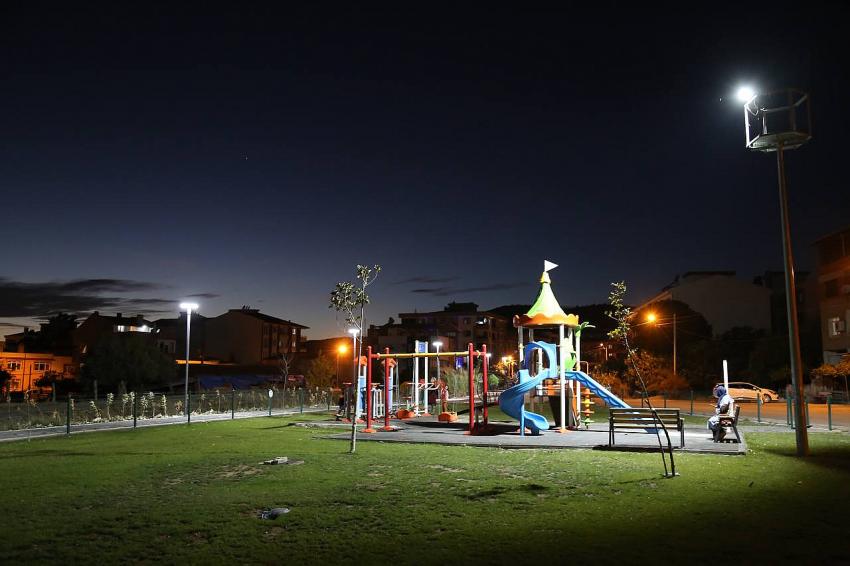 EDREMİT’TE 400 METRE YÜRÜYÜŞ YOLU YAPILDI