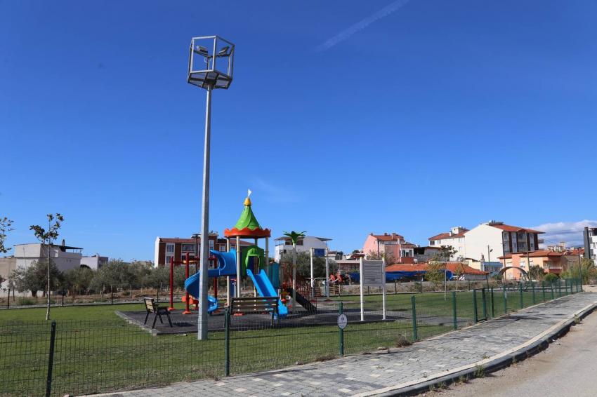 EDREMİT’TE 400 METRE YÜRÜYÜŞ YOLU YAPILDI