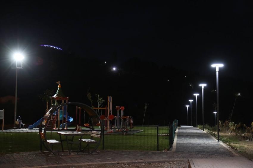 EDREMİT’TE 400 METRE YÜRÜYÜŞ YOLU YAPILDI